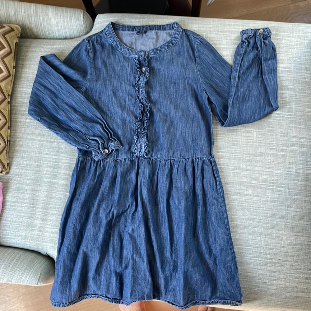 Gap girls medium denim lightweight 100% cotton size M dress worn once